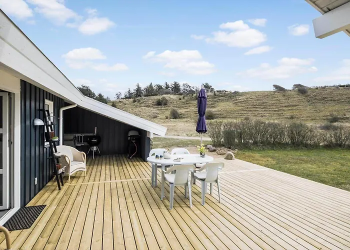 Ln1911-hjorring-under-bjergene-3 بيت للعطل *